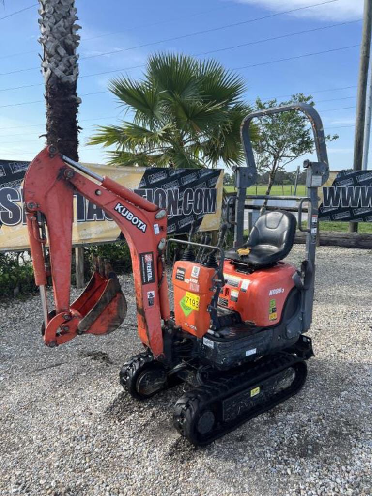Main image Kubota K008-3