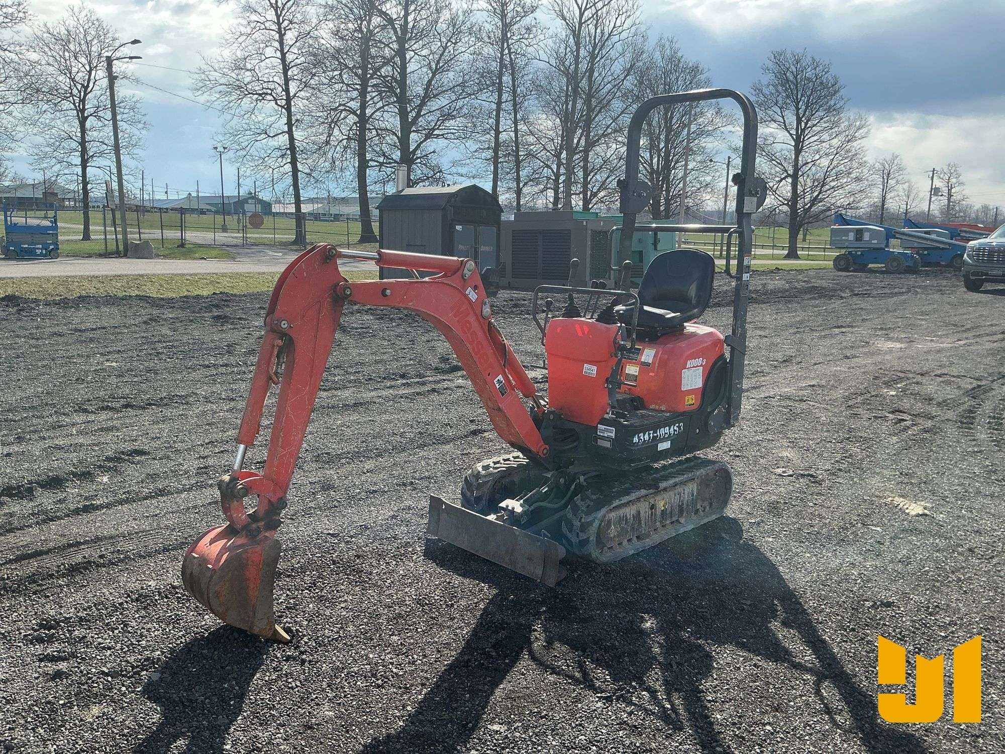 2017 Kubota K008-3 Equipment Image0