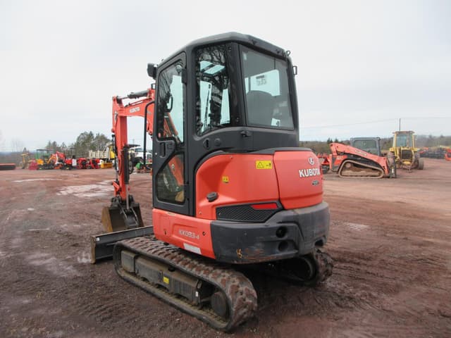 Image of Kubota KX033-4R3A equipment image 2