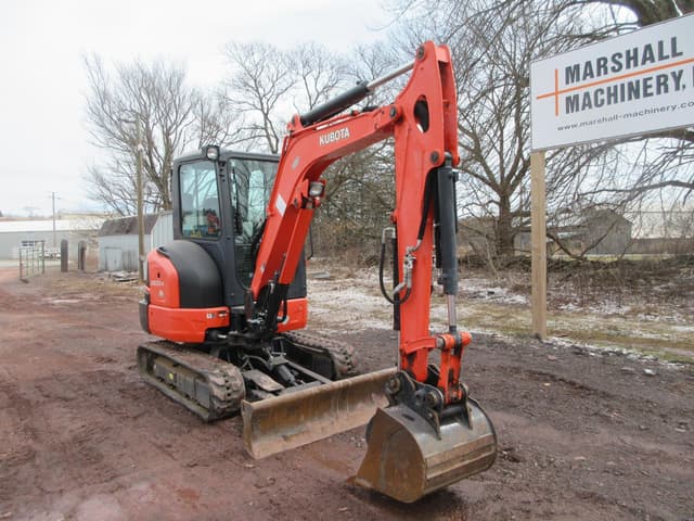 Image of Kubota KX033-4R3A equipment image 4