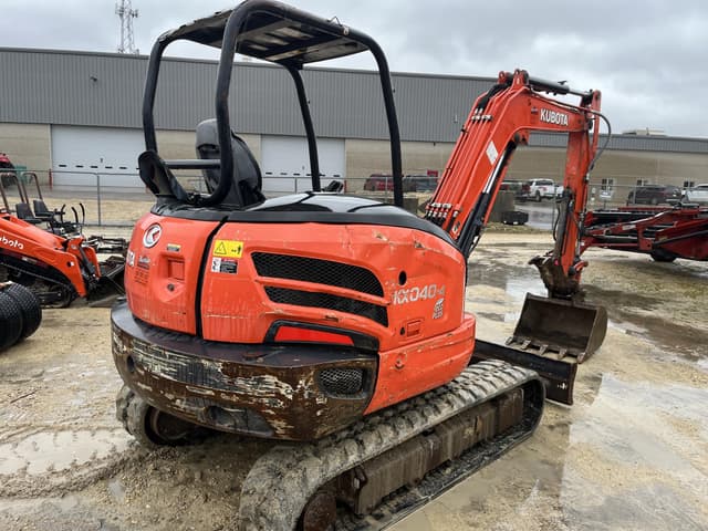 Image of Kubota KX040-4R1 equipment image 3