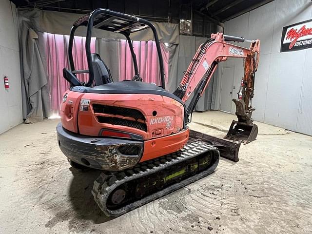 Image of Kubota KX040-4 equipment image 4