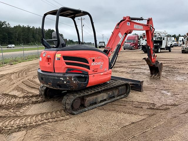 Image of Kubota KX040-4 equipment image 4