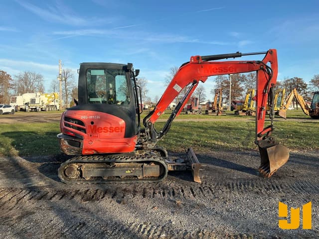 Image of Kubota KX040-4R3A equipment image 3