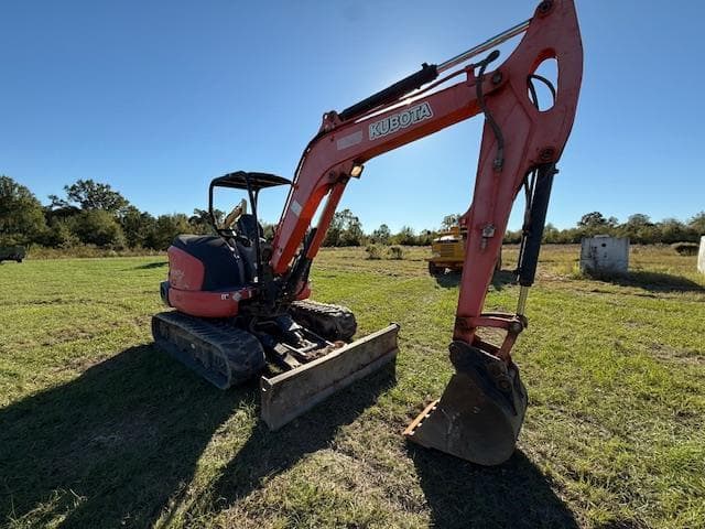Image of Kubota KX057-4 equipment image 1