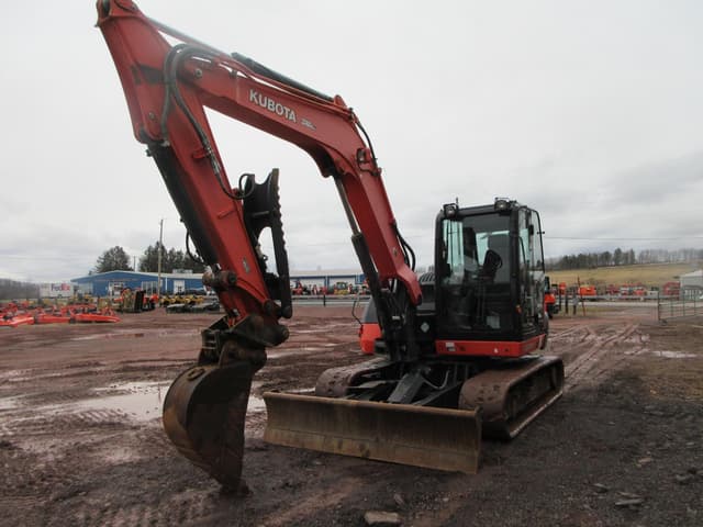 Image of Kubota KX080-4 equipment image 4