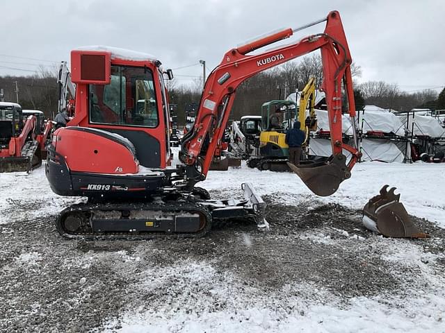 Image of Kubota KX91-3 equipment image 2