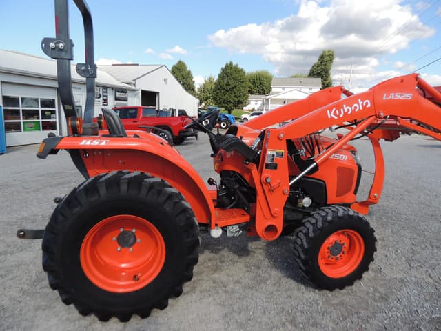 Image of Kubota L2501HST equipment image 4