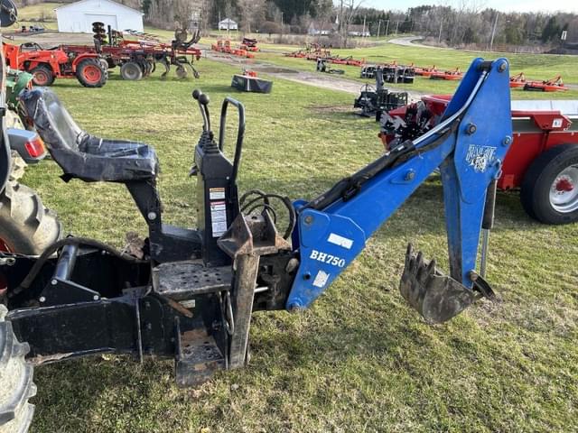 Image of Kubota L2501HST equipment image 4