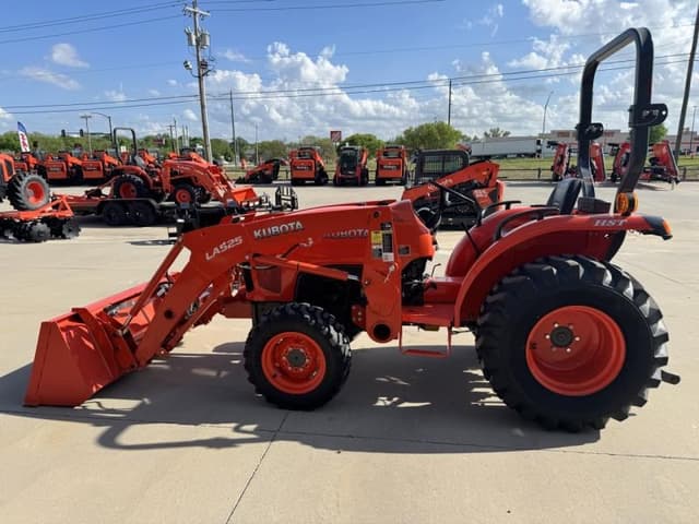 Image of Kubota L2501HST equipment image 2