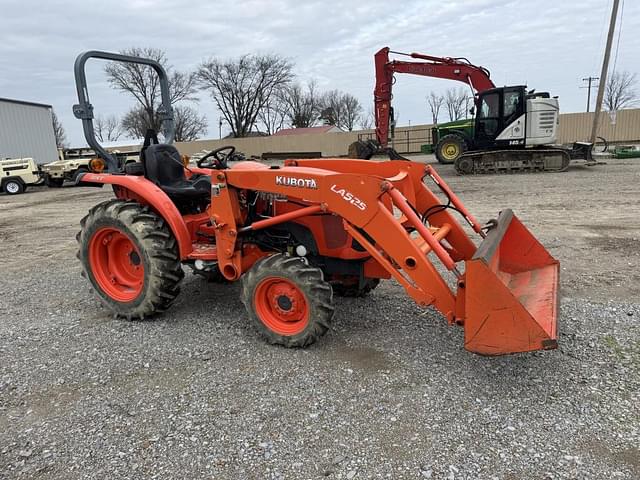 Image of Kubota L2501D equipment image 1