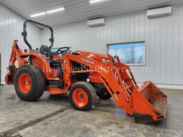 Image of Kubota L3560 equipment image 3