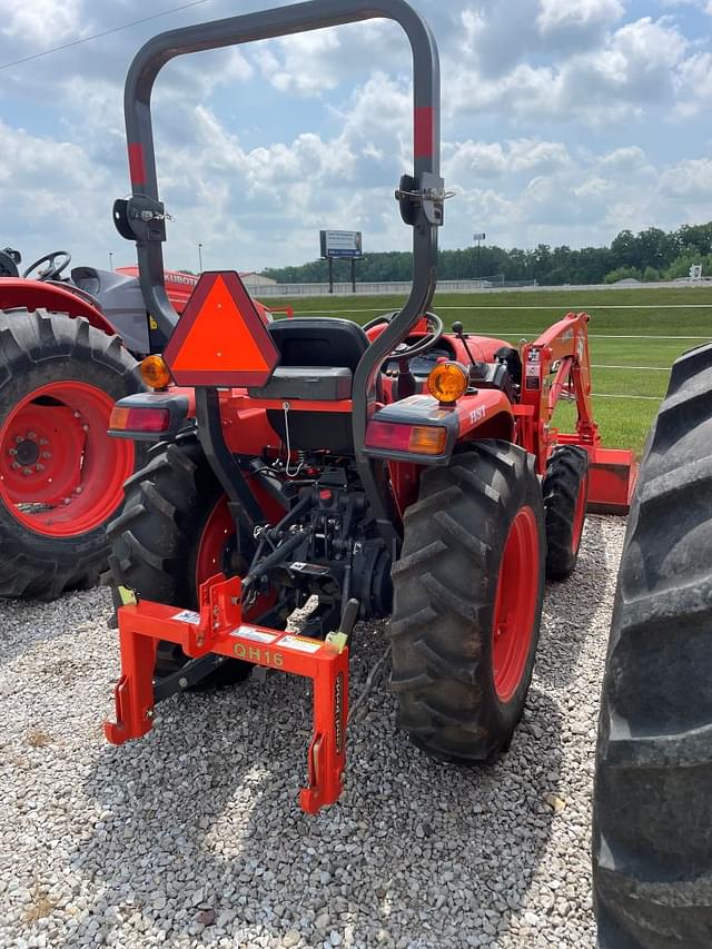 Image of Kubota L3901HST equipment image 2