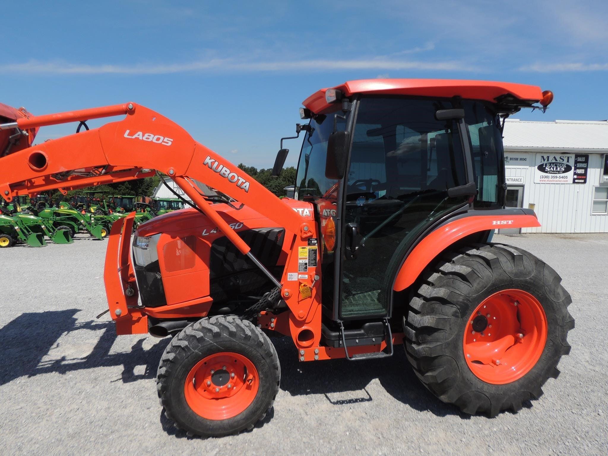 2017 Kubota L4060HSTC Equipment Image0