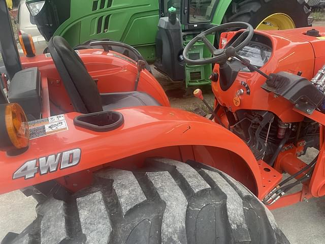 Image of Kubota L4701 equipment image 3