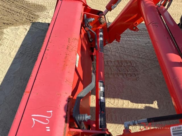 Image of Kubota L4701HST equipment image 4