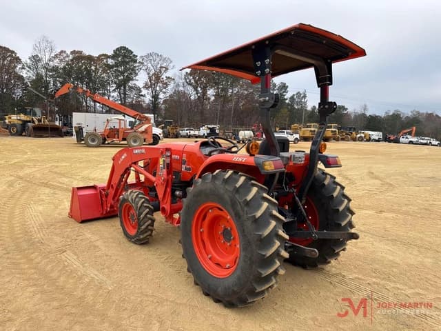 Image of Kubota L4701HST equipment image 2