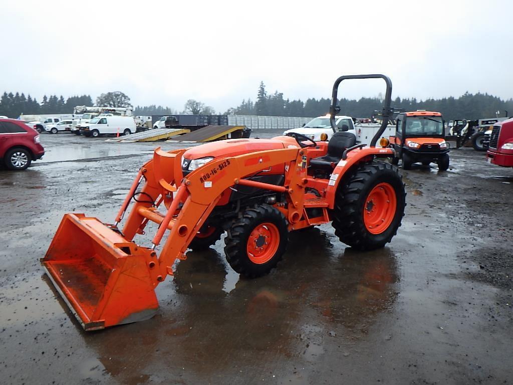 Image of Kubota L4701 Primary image