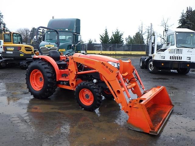 Image of Kubota L4701 equipment image 1