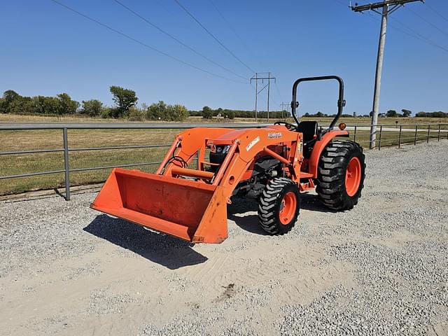 Image of Kubota L4701D equipment image 1