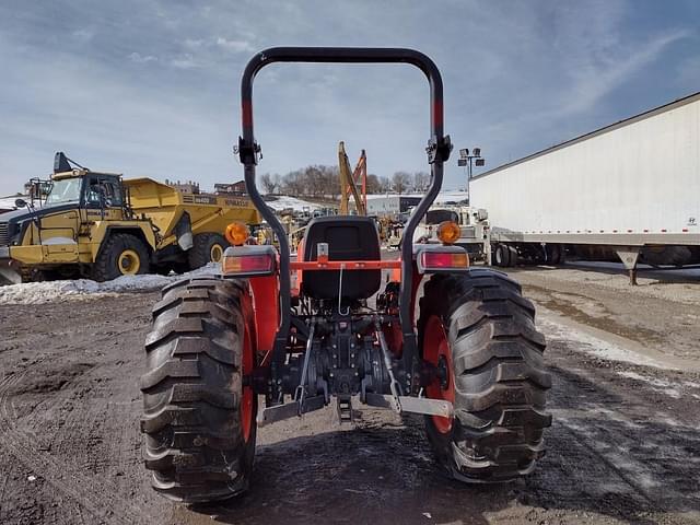 Image of Kubota L4701DT equipment image 1