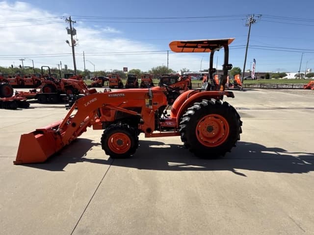 Image of Kubota L4701DT equipment image 2