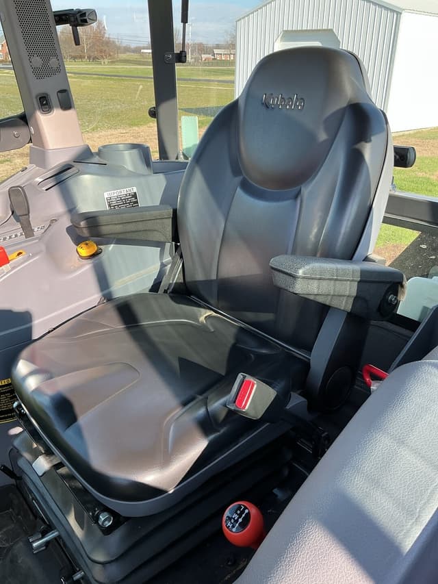Image of Kubota L4760 equipment image 2