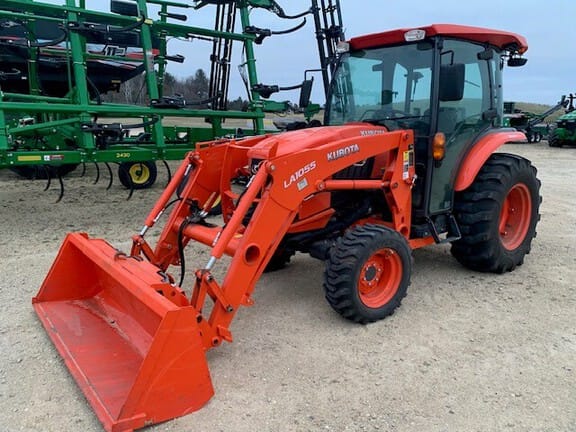 Main image Kubota L4760