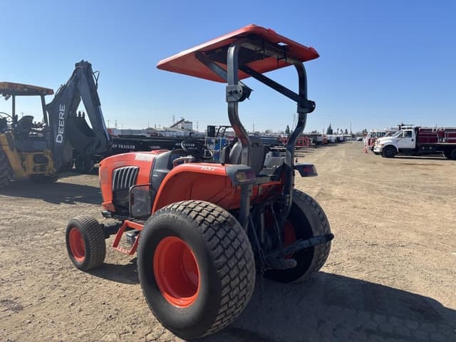 Image of Kubota L4760 equipment image 3