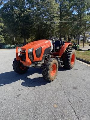 2017 Kubota M5-091 Image