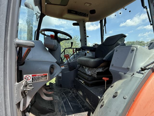 Image of Kubota M5-111D equipment image 2