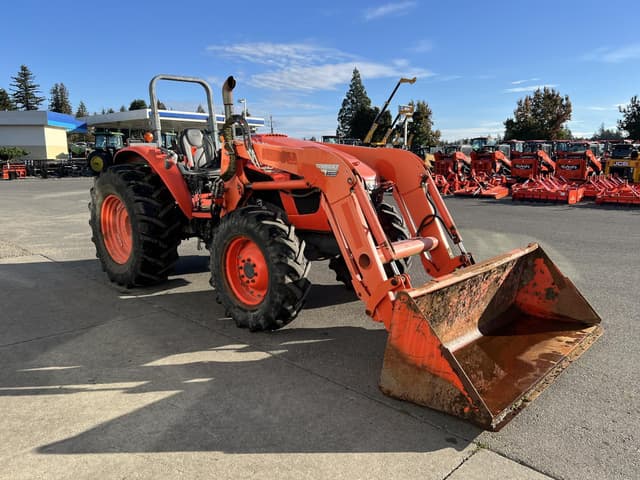 Image of Kubota M5-111HD12 equipment image 3