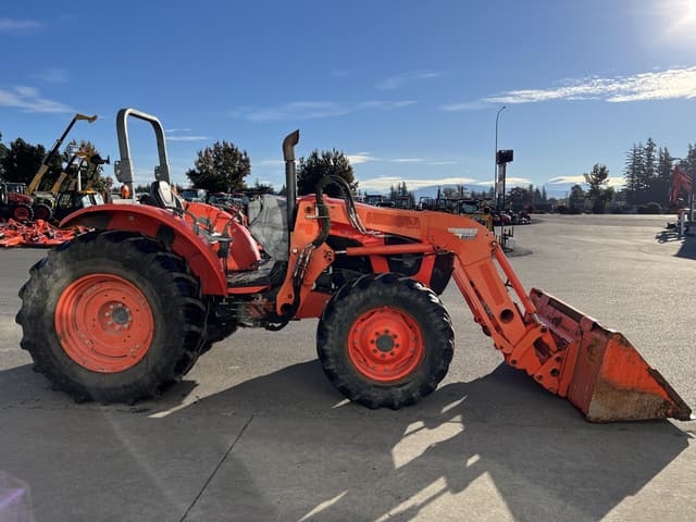 Image of Kubota M5-111HD12 equipment image 4