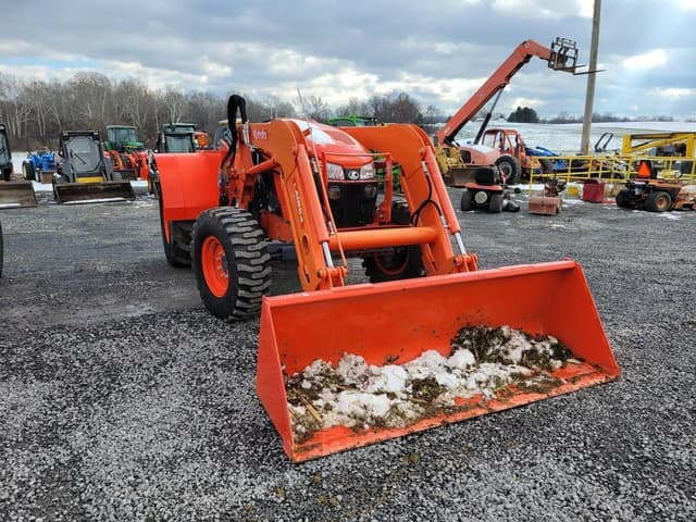 Image of Kubota M5L-111 equipment image 1