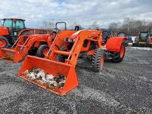 2017 Kubota M5L-111 Image