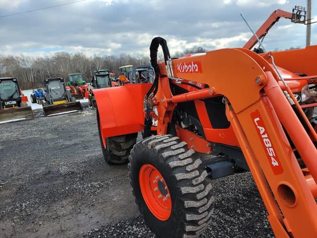 Image of Kubota M5L-111 equipment image 4