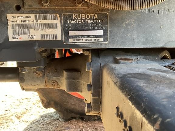 Image of Kubota M6-111 equipment image 4