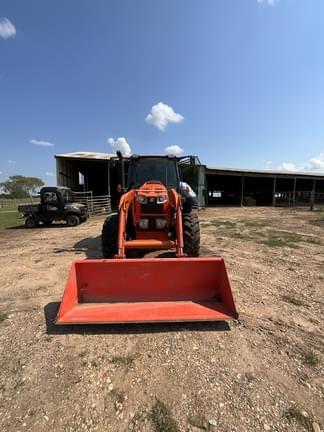 Image of Kubota M6-111 equipment image 3