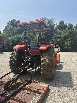 Image of Kubota M6060 equipment image 3