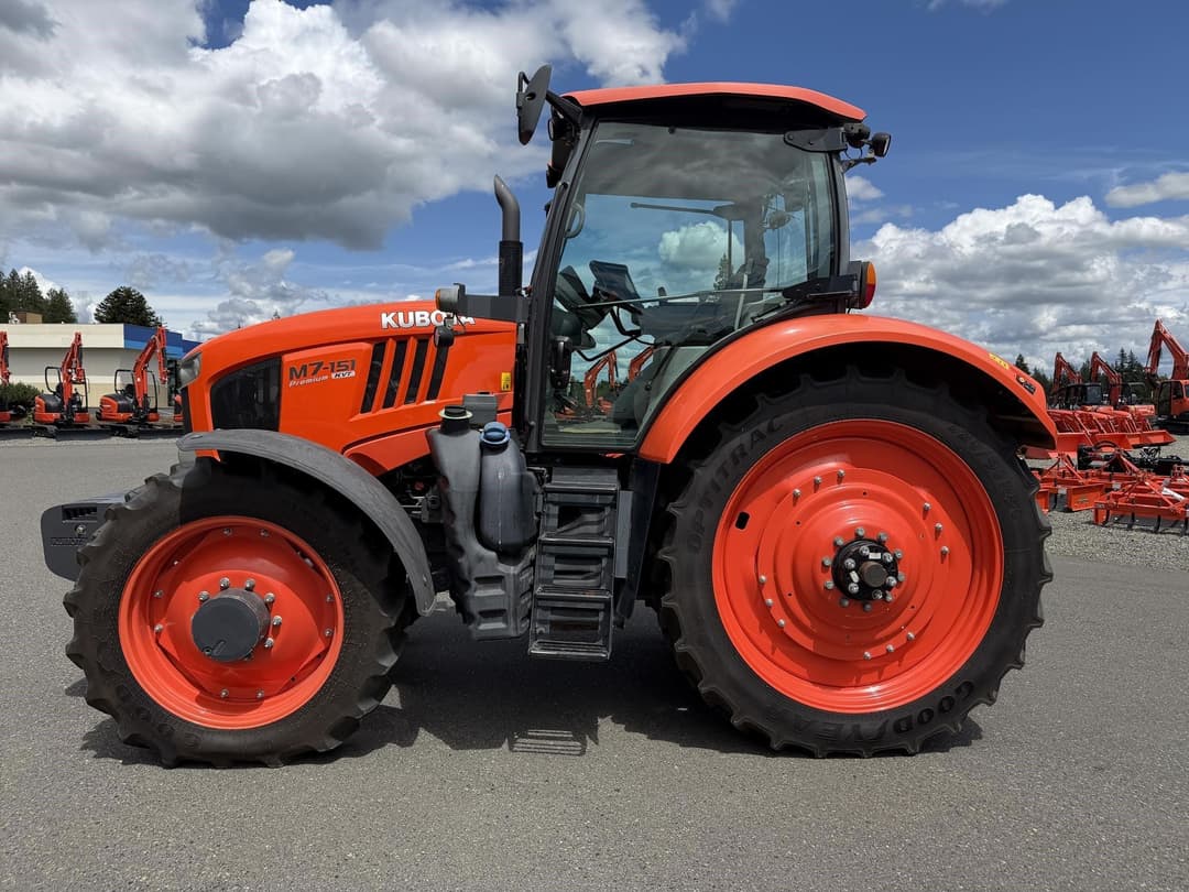 Image of Kubota M7.151 Premium KVT Primary image