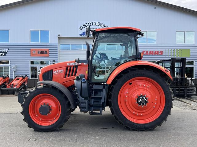 Image of Kubota M7.151 Premium KVT equipment image 1