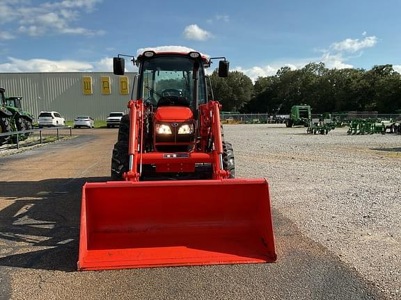 Image of Kubota M7060 equipment image 1