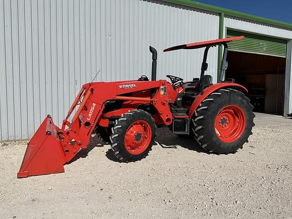 Image of Kubota M7060 equipment image 1