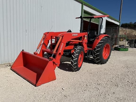 Image of Kubota M7060 equipment image 2