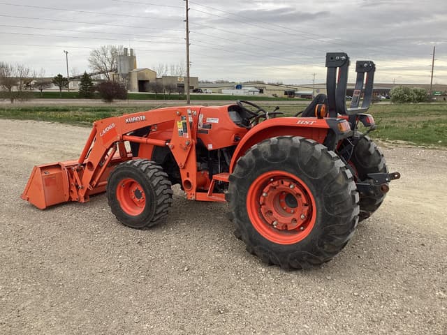 Image of Kubota MX5200 equipment image 1
