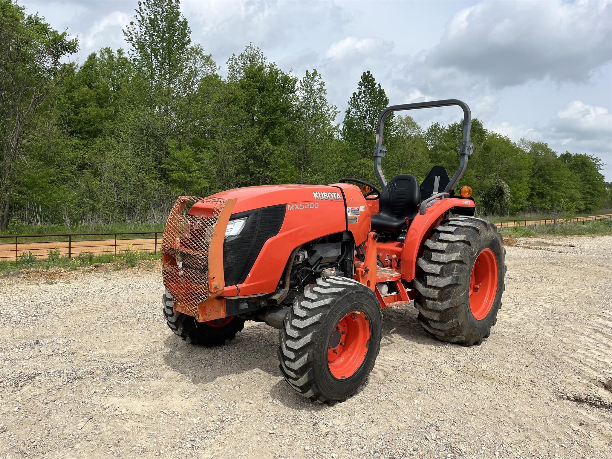 Main image Kubota MX5200