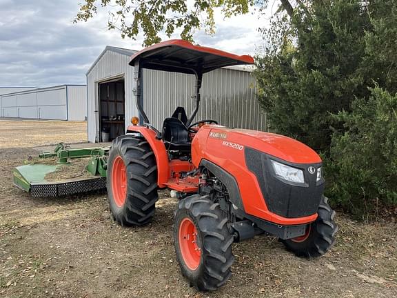 Image of Kubota MX5200 equipment image 3