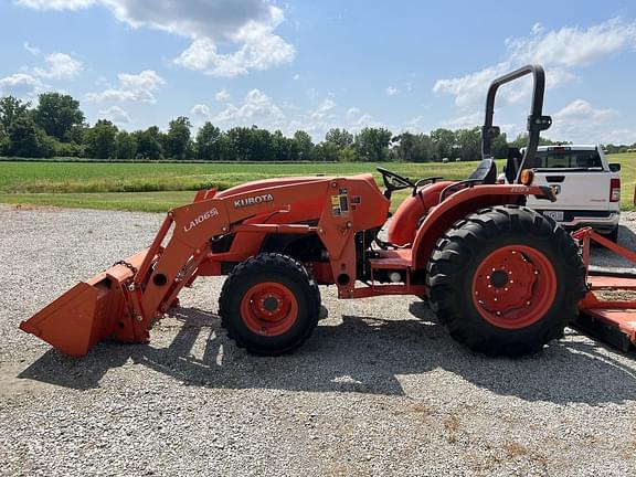 Image of Kubota MX5200 equipment image 4