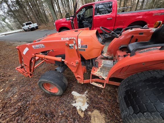 Image of Kubota MX5800 equipment image 4