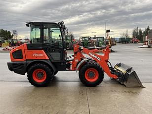 Main image Kubota R530 5